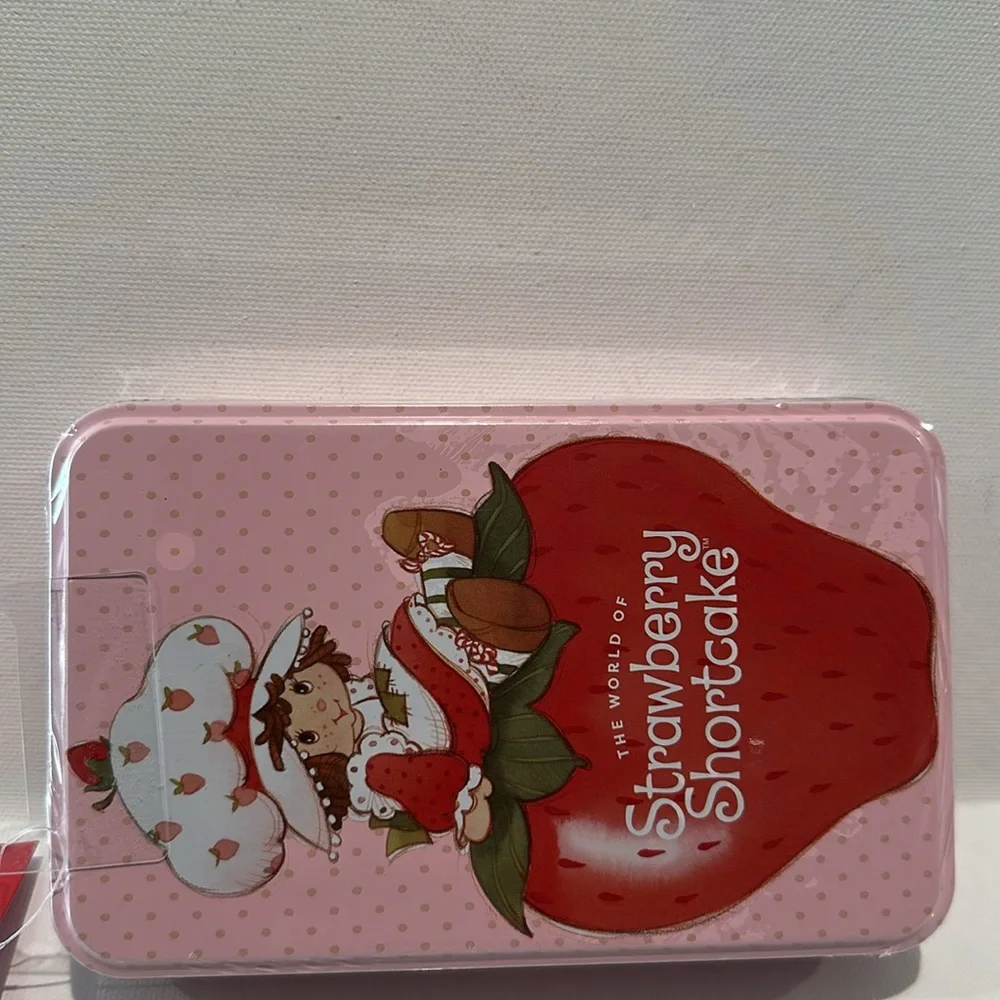 NWT Strawberry Shortcake (6) Piece Set Lip Balms.